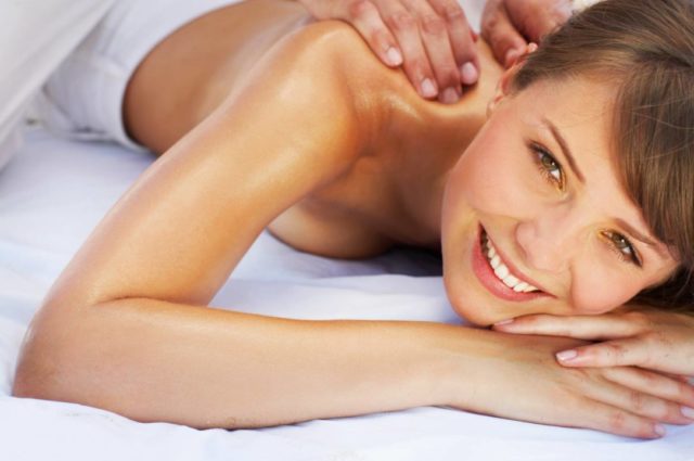 kak-delat'-rasslabljajushhij-massazh