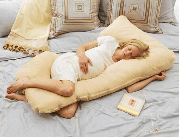 можно ли беременным спать на животе